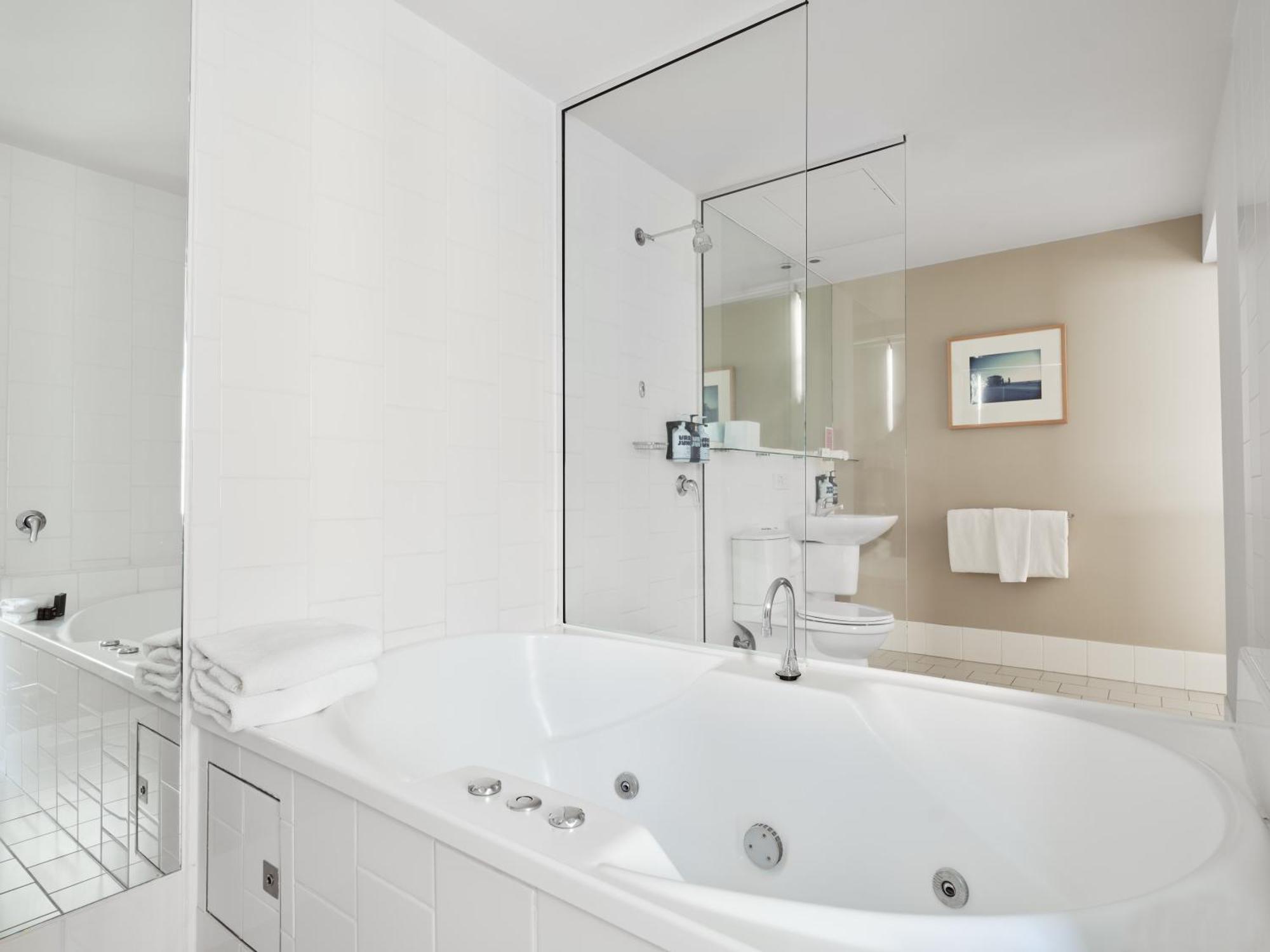 מלבורן Saint Kilda Beach Hotel - Formerly Rydges St Kilda מראה חיצוני תמונה