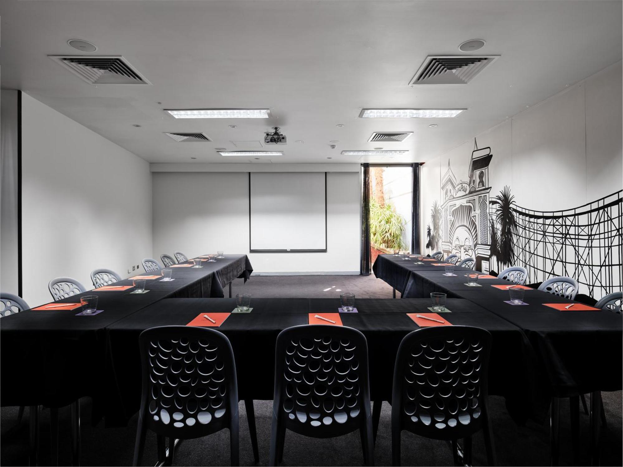 מלבורן Saint Kilda Beach Hotel - Formerly Rydges St Kilda מראה חיצוני תמונה